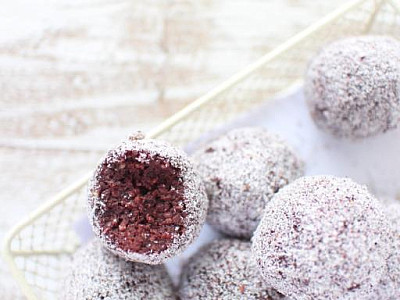 Acai rumové kuličky